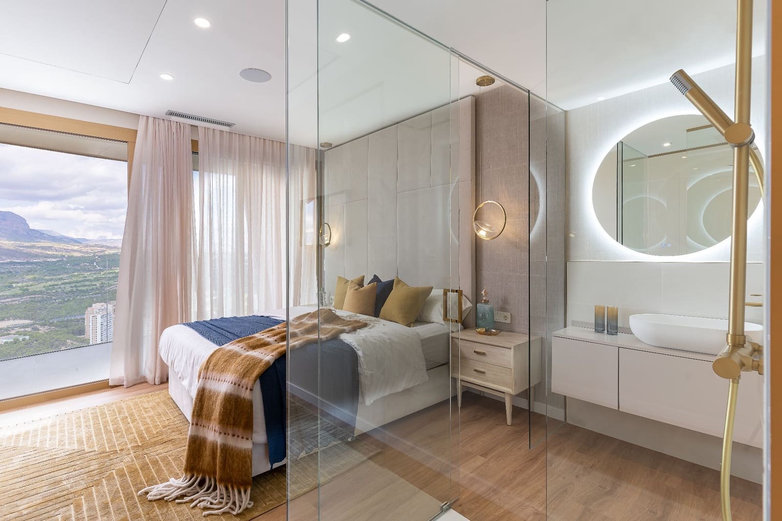 3 bedroom Apartment for sale in Benidorm with pool garage - € 1,105,000 (Ref: 7954653)