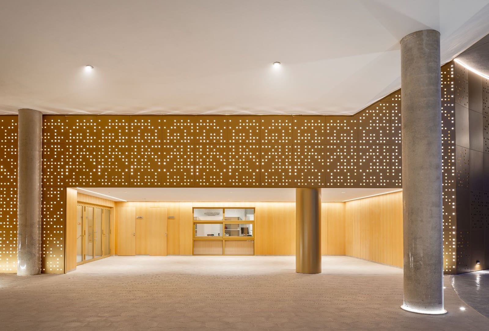 8 soverom Leilighet til salgs i Benidorm med svømmebasseng garasje - € 4 950 000 (Ref: 7965116)