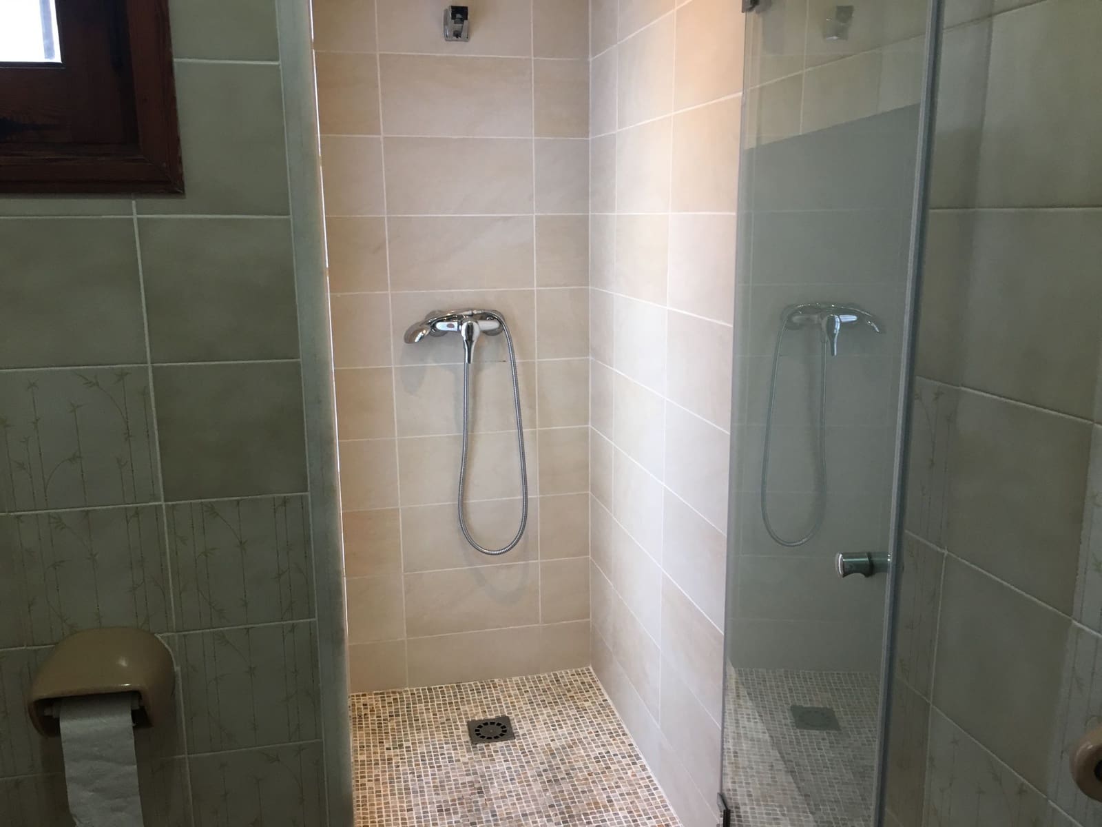 6 bedroom Villa for sale in Pedreguer - € 340,000 (Ref: 8044540)