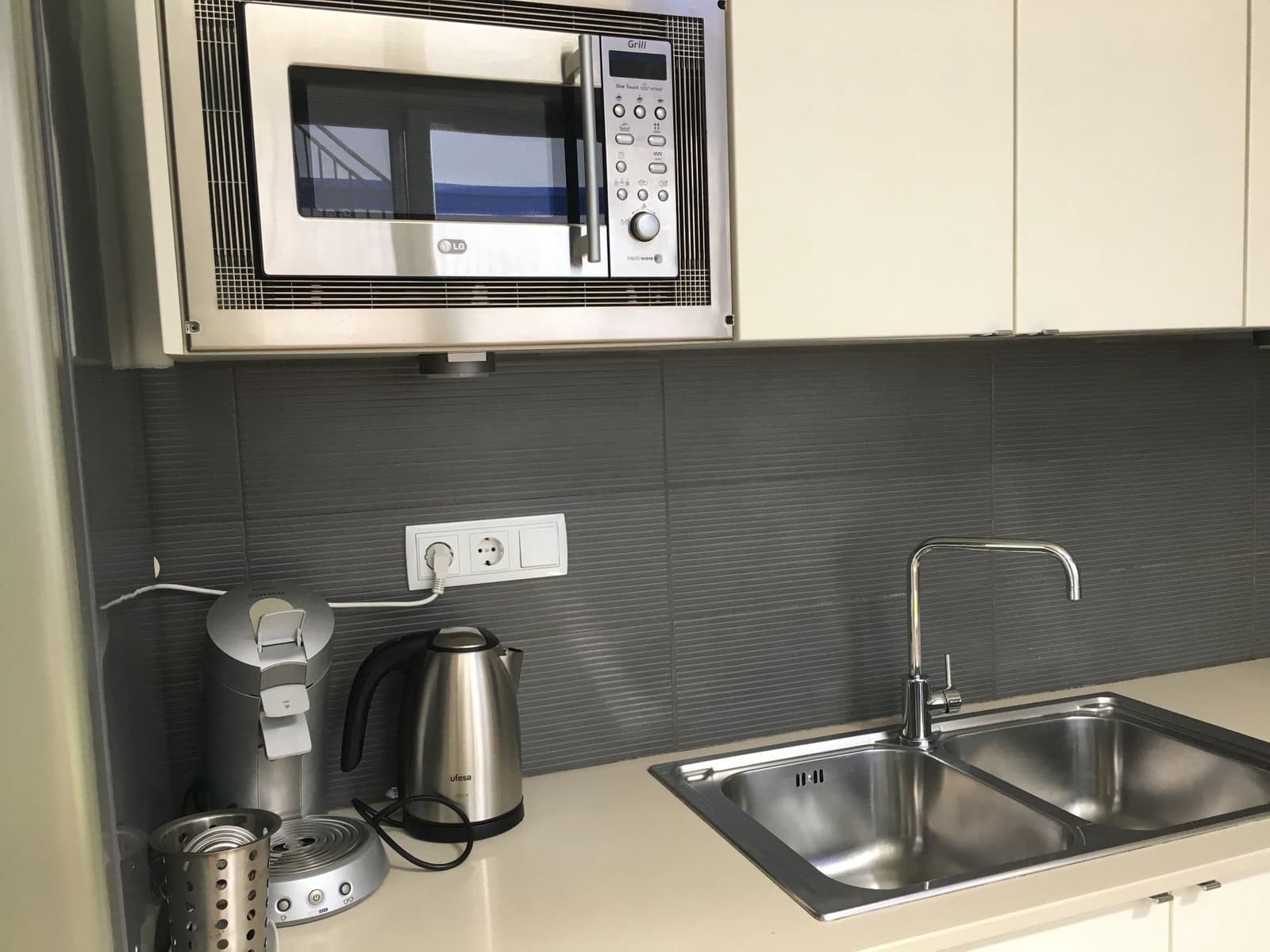 6 bedroom Villa for sale in Pedreguer - € 340,000 (Ref: 8044540)