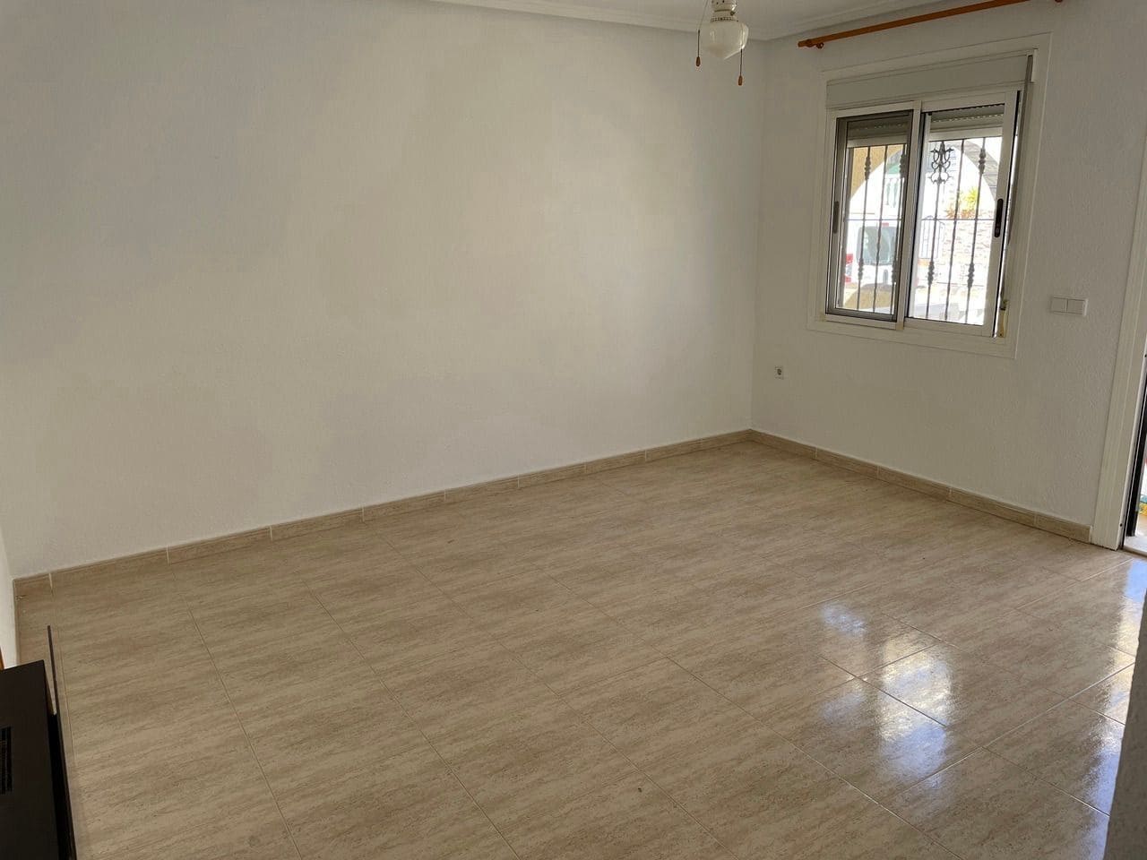 2 makuuhuone Bungalow myytävänä paikassa Camposol mukana 
autotalli - 62 500 € (Ref: 8047054)