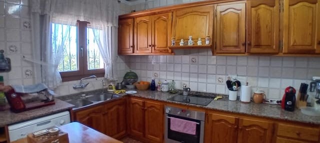 7 soveværelse Finca/Landehus til salg i La Xara, Dénia med swimmingpool garage - € 560.000 (Ref: 8053311)