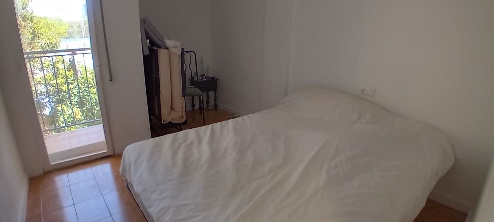 2 soverom Kjedet enebolig til salgs i Benidorm med svømmebasseng - € 235 000 (Ref: 8268814)