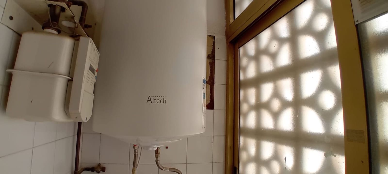 2 soverom Kjedet enebolig til salgs i Benidorm med svømmebasseng - € 235 000 (Ref: 8268814)