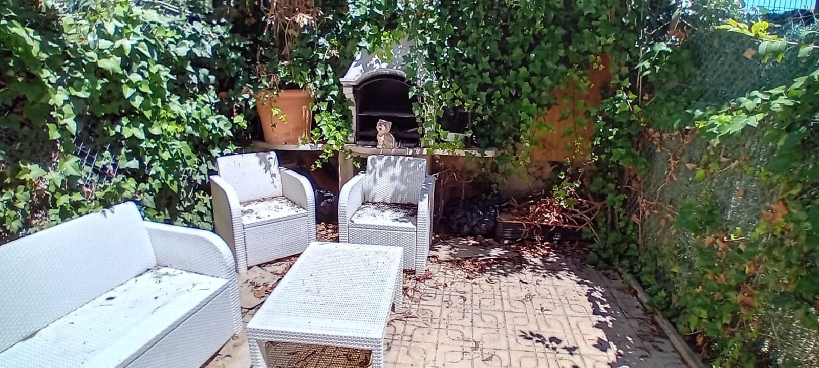 2 soverom Kjedet enebolig til salgs i Benidorm med svømmebasseng - € 235 000 (Ref: 8268814)