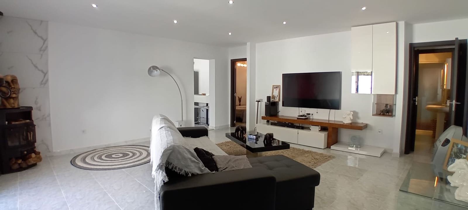 3 makuuhuone Huvila myytävänä paikassa La Nucia mukana uima-altaan 
autotalli - 495 000 € (Ref: 8289003)