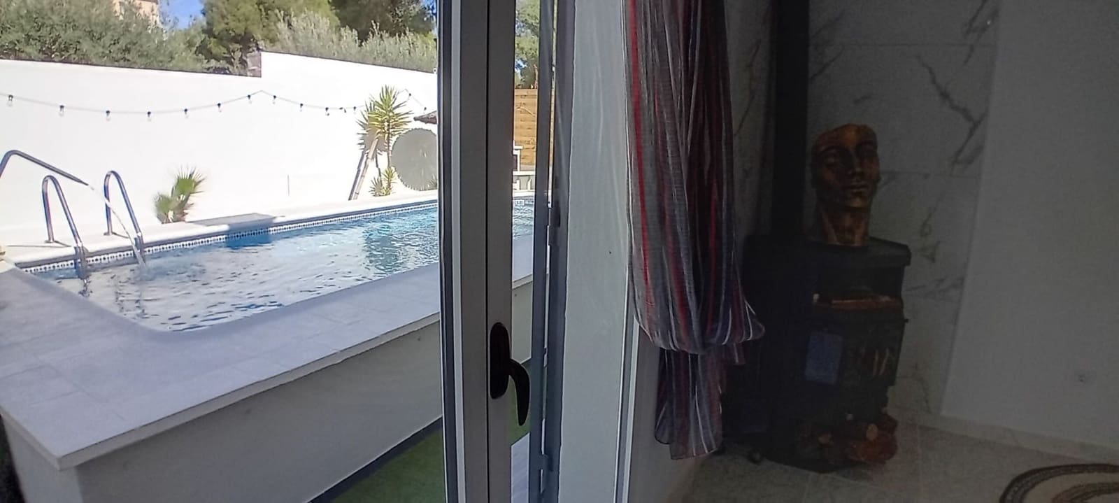 3 makuuhuone Huvila myytävänä paikassa La Nucia mukana uima-altaan 
autotalli - 495 000 € (Ref: 8289003)