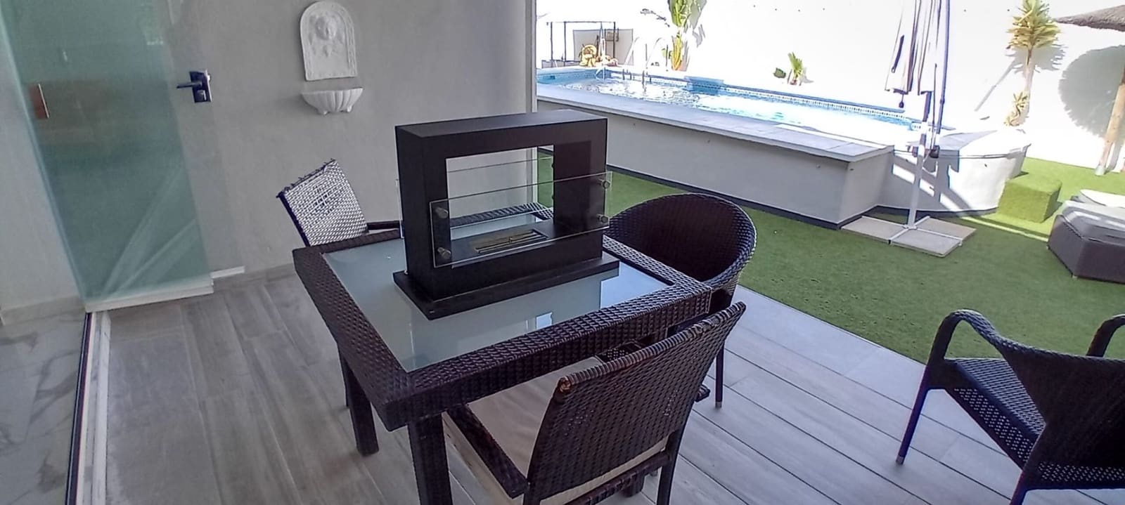 3 makuuhuone Huvila myytävänä paikassa La Nucia mukana uima-altaan 
autotalli - 495 000 € (Ref: 8289003)