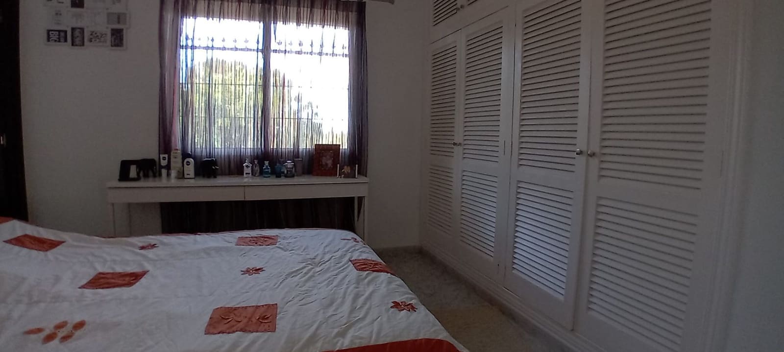 3 makuuhuone Huvila myytävänä paikassa La Nucia mukana uima-altaan 
autotalli - 495 000 € (Ref: 8289003)