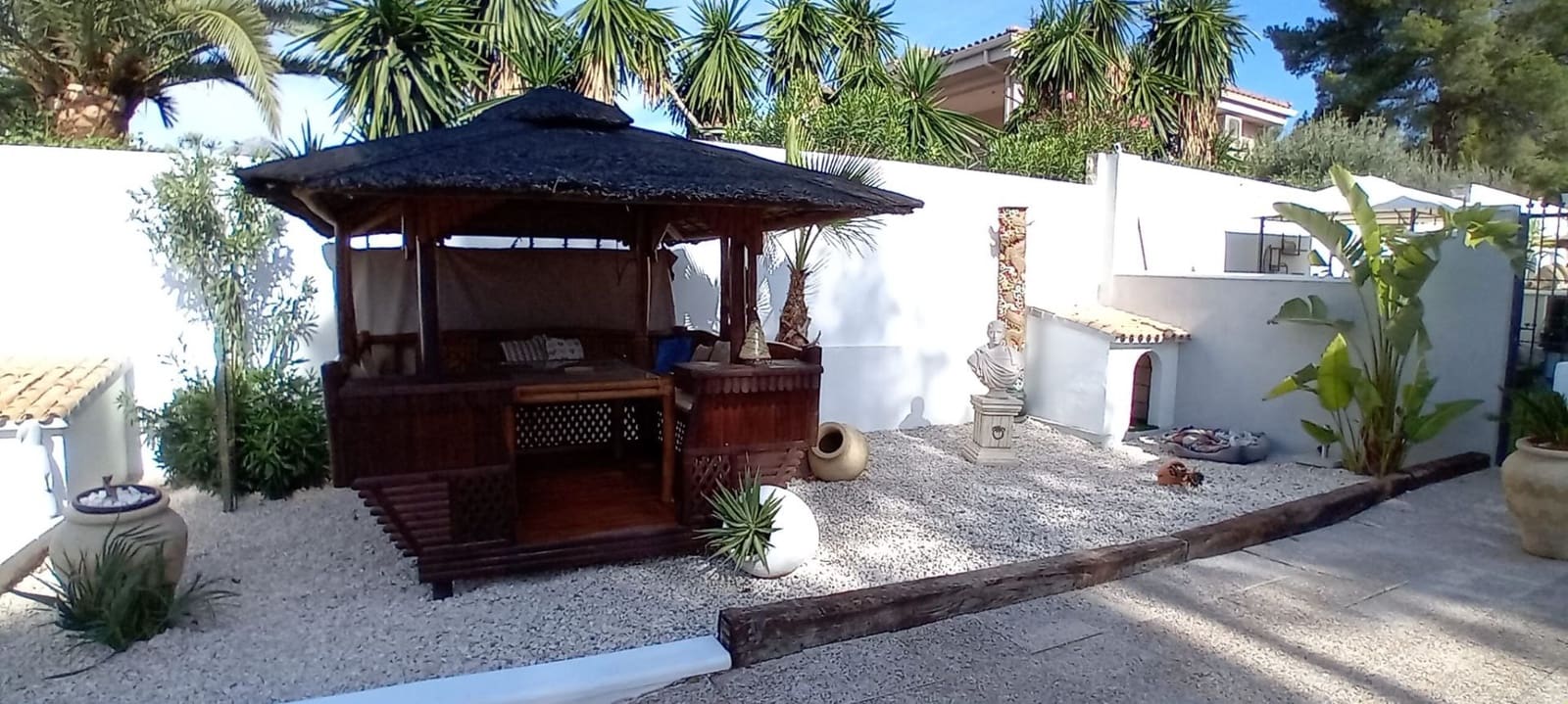 3 makuuhuone Huvila myytävänä paikassa La Nucia mukana uima-altaan 
autotalli - 495 000 € (Ref: 8289003)