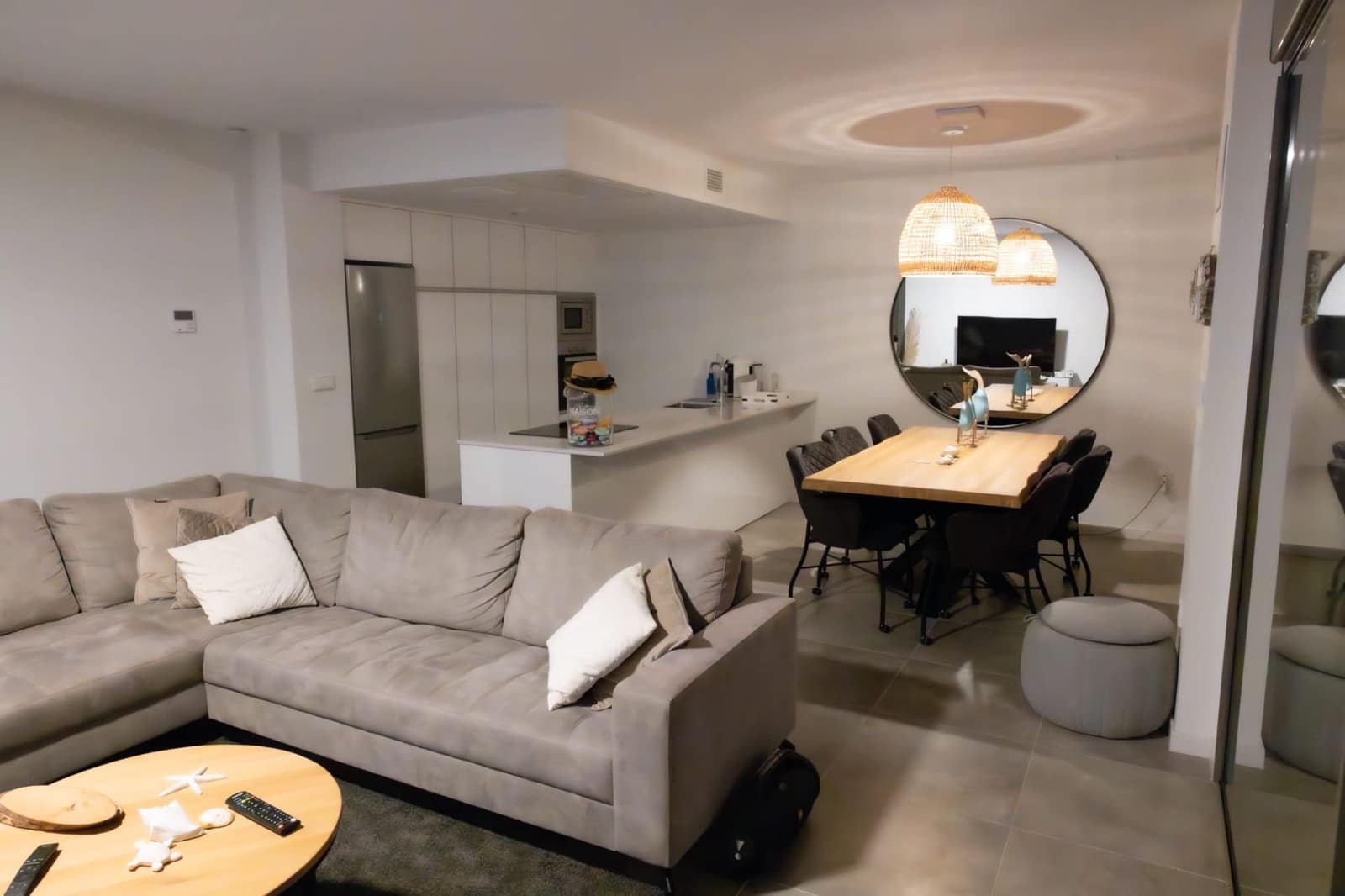 4 makuuhuone Huvila myytävänä paikassa Finestrat mukana uima-altaan 
autotalli - 699 000 € (Ref: 8324290)