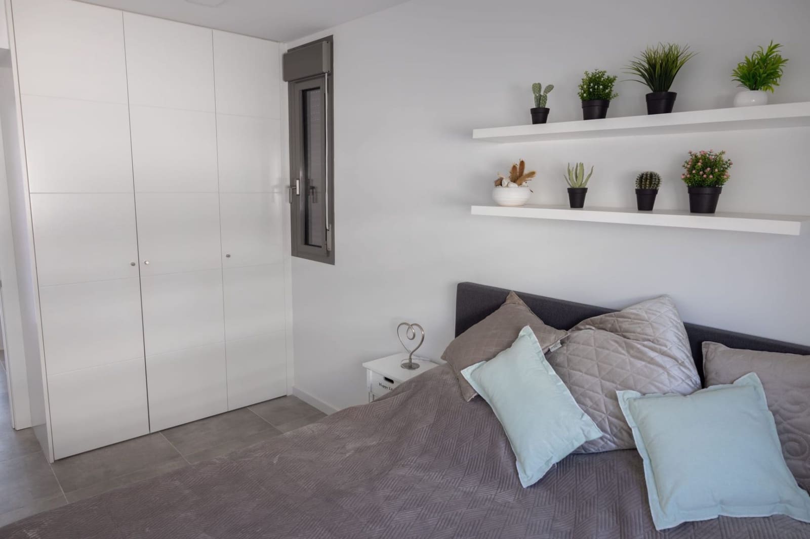 4 makuuhuone Huvila myytävänä paikassa Finestrat mukana uima-altaan 
autotalli - 699 000 € (Ref: 8324290)