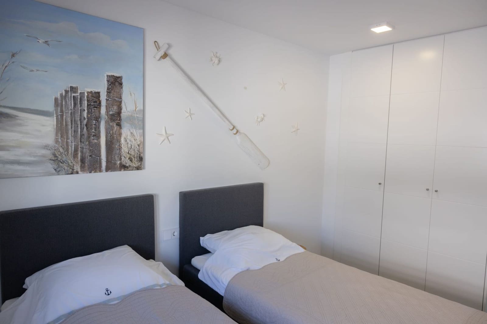 4 makuuhuone Huvila myytävänä paikassa Finestrat mukana uima-altaan 
autotalli - 699 000 € (Ref: 8324290)