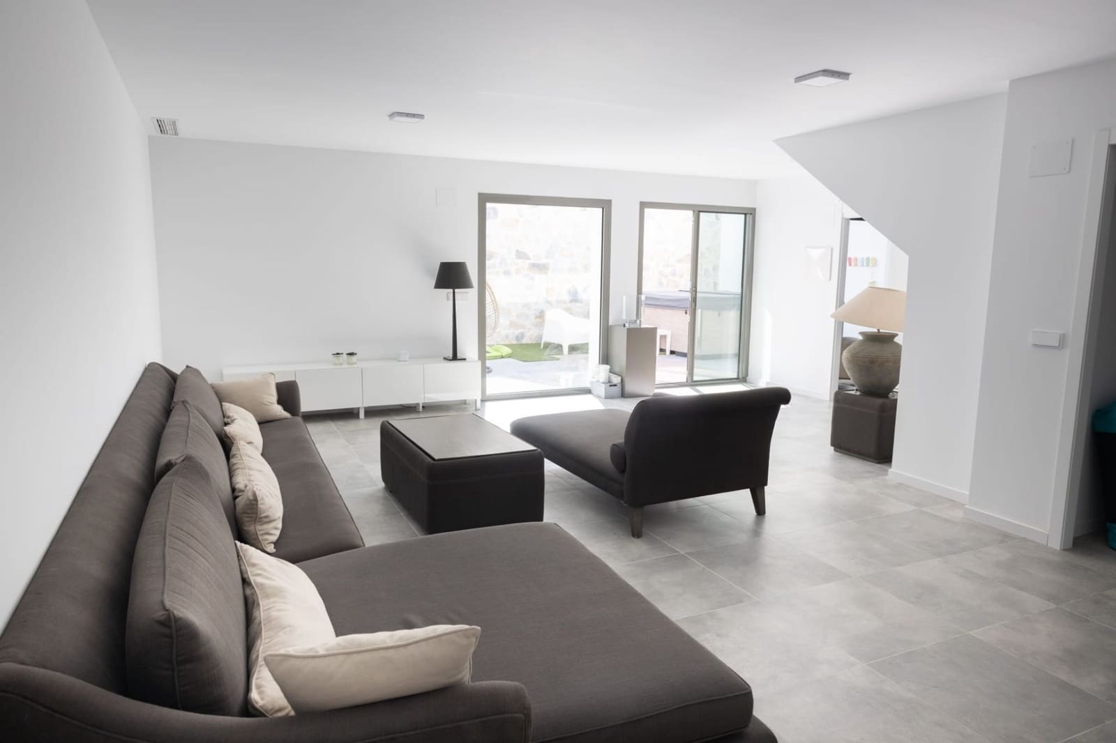 4 makuuhuone Huvila myytävänä paikassa Finestrat mukana uima-altaan 
autotalli - 699 000 € (Ref: 8324290)