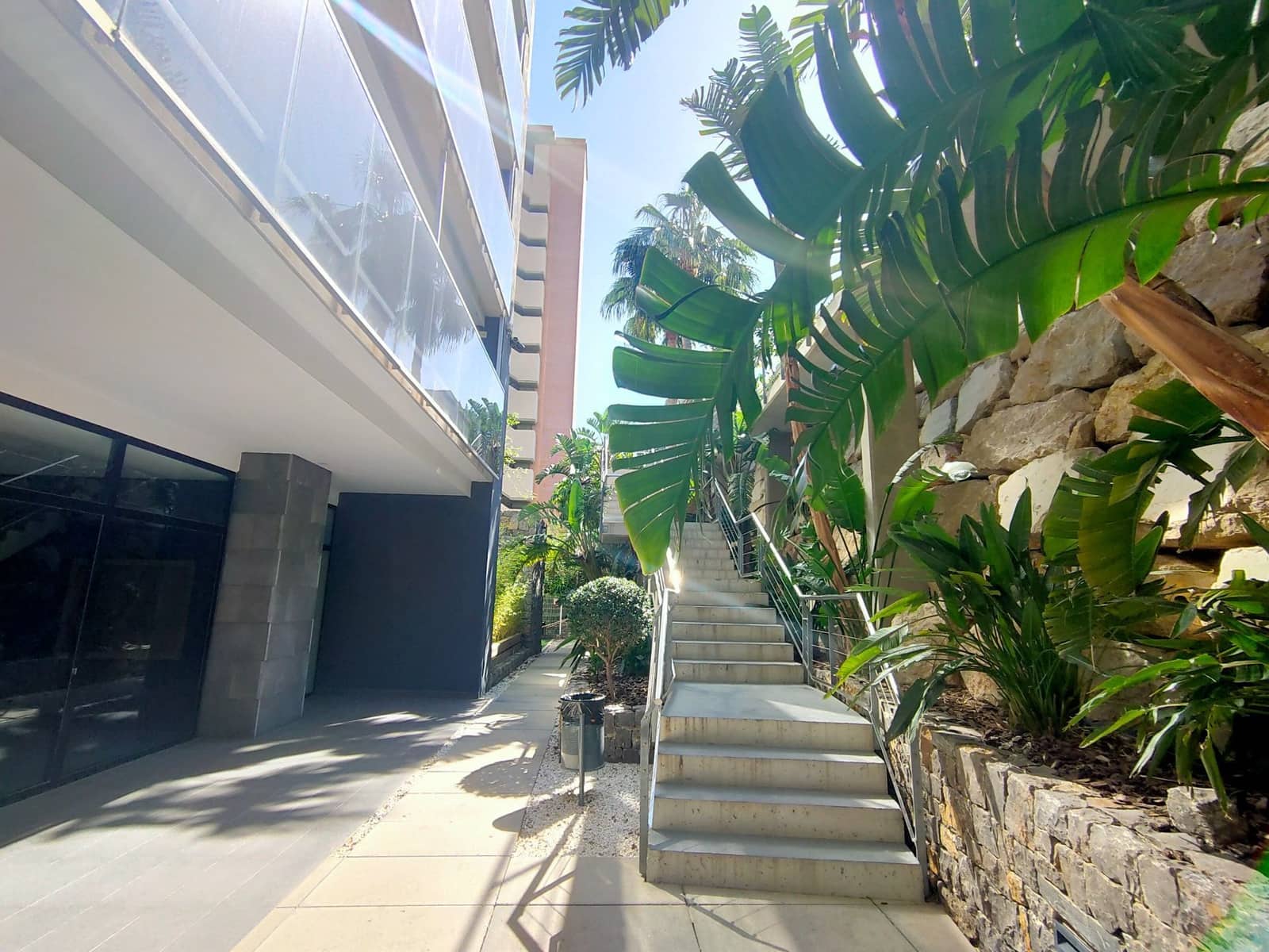 Apartamento de 2 habitaciones en La Villajoyosa / Vila Joiosa en venta con piscina garaje - 225.000 € (Ref: 8331324)