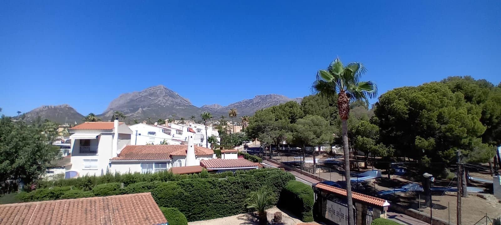 5 bedroom Villa for sale in La Nucia with pool garage - € 525,000 (Ref: 8438349)