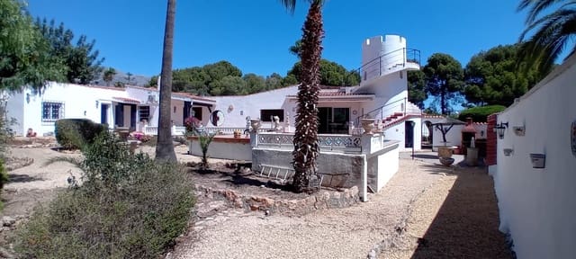 5 soverom Villa til salgs i La Nucia med svømmebasseng garasje - € 525 000 (Ref: 8438349)