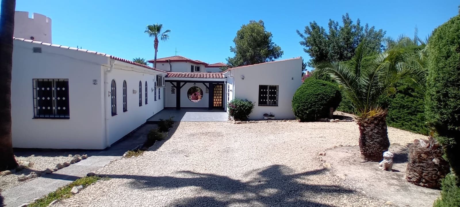 5 bedroom Villa for sale in La Nucia with pool garage - € 525,000 (Ref: 8438349)