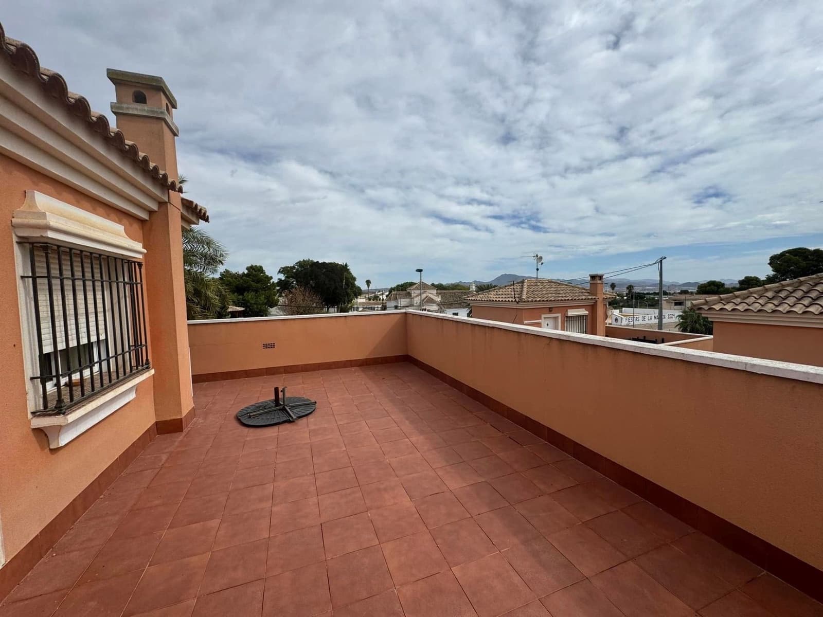 5 chambre Villa/Maison à vendre à La Majada avec piscine garage - 298 000 € (Ref: 8572130)