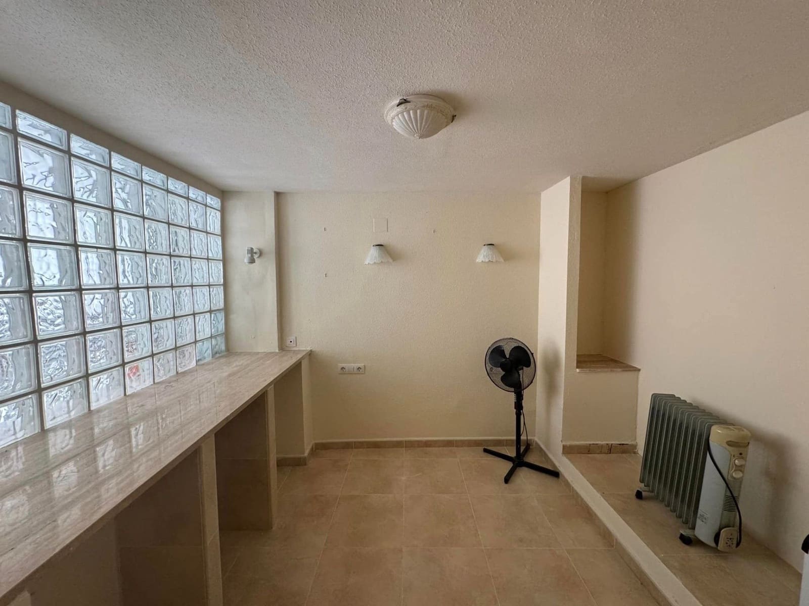 5 chambre Villa/Maison à vendre à La Majada avec piscine garage - 298 000 € (Ref: 8572130)