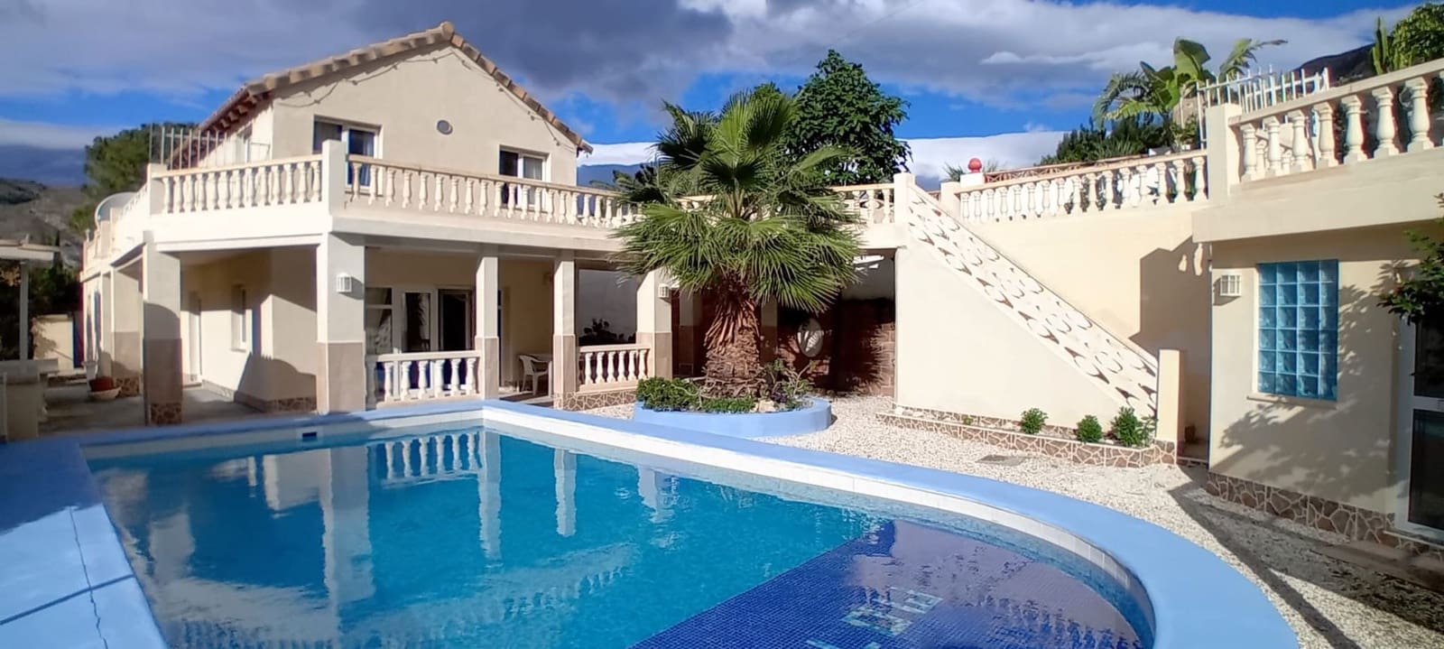 5 soveværelse Villa til salg i Orxeta med swimmingpool garage - € 365.000 (Ref: 8662052)