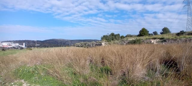 Grunde uden byggetilladelser til salg i Teulada Pueblo, Teulada-Moraira - € 135.000 (Ref: 8668087)