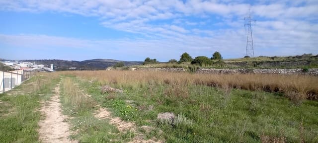 Grunde uden byggetilladelser til salg i Teulada Pueblo, Teulada-Moraira - € 135.000 (Ref: 8668087)