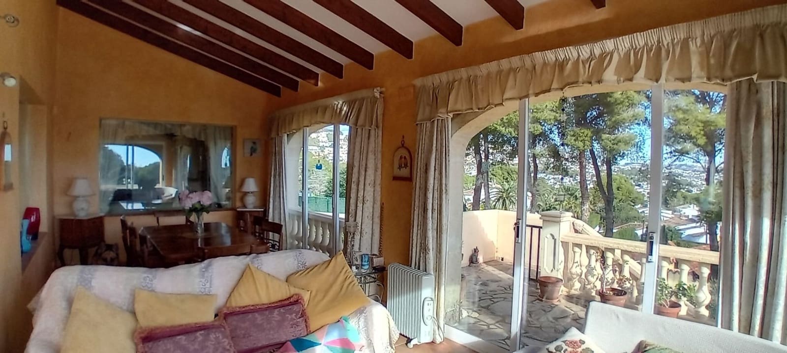 4 bedroom Villa for sale in Teulada with pool garage - € 695,000 (Ref: 8681993)