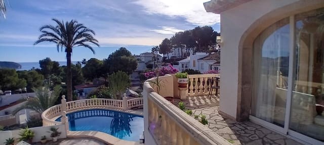 4 bedroom Villa for sale in Teulada Pueblo, Teulada-Moraira with pool garage - € 695,000 (Ref: 8681993)