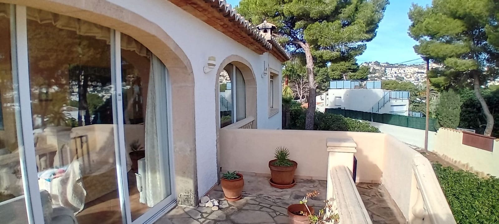 4 bedroom Villa for sale in Teulada with pool garage - € 695,000 (Ref: 8681993)