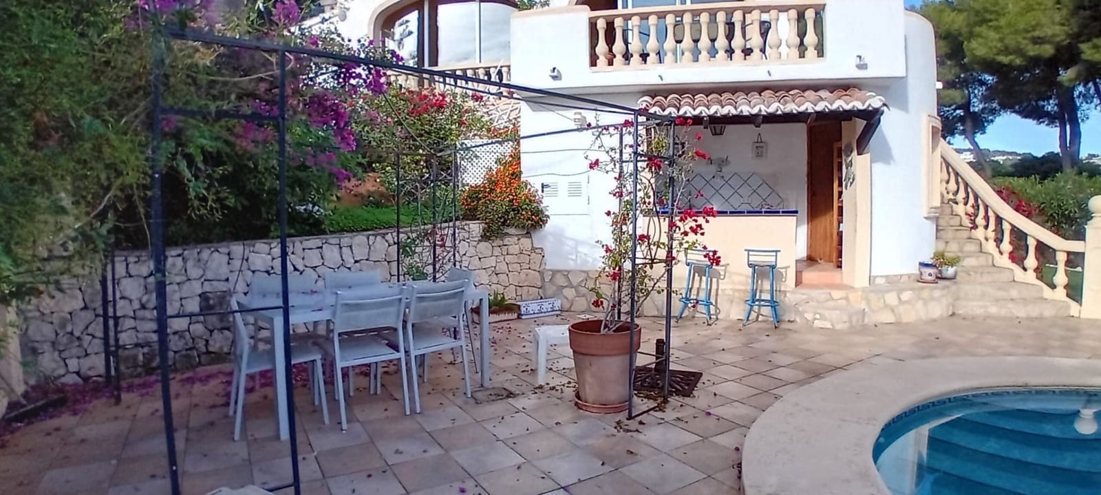 4 bedroom Villa for sale in Teulada with pool garage - € 695,000 (Ref: 8681993)