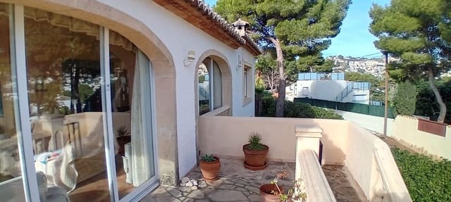 4 bedroom Villa for sale in Teulada Pueblo, Teulada-Moraira with pool garage - € 695,000 (Ref: 8681993)