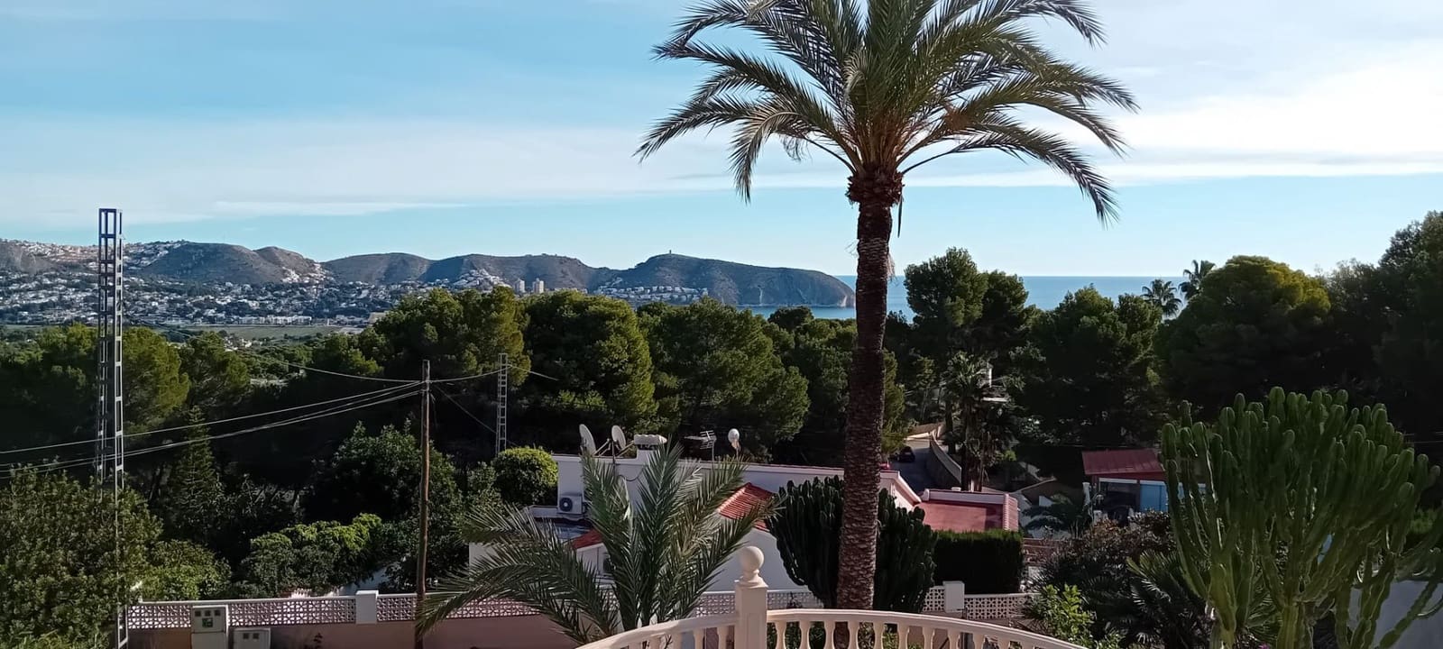 4 bedroom Villa for sale in Teulada with pool garage - € 695,000 (Ref: 8681993)