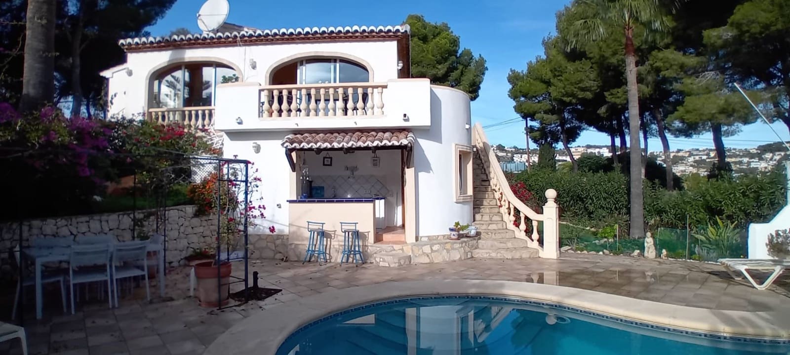 4 bedroom Villa for sale in Teulada with pool garage - € 695,000 (Ref: 8681993)
