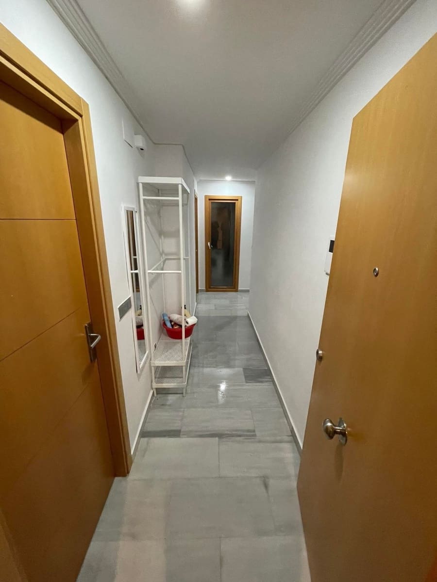 Apartamento de 2 habitaciones en La Villajoyosa / Vila Joiosa en venta con piscina garaje - 240.000 € (Ref: 8697769)