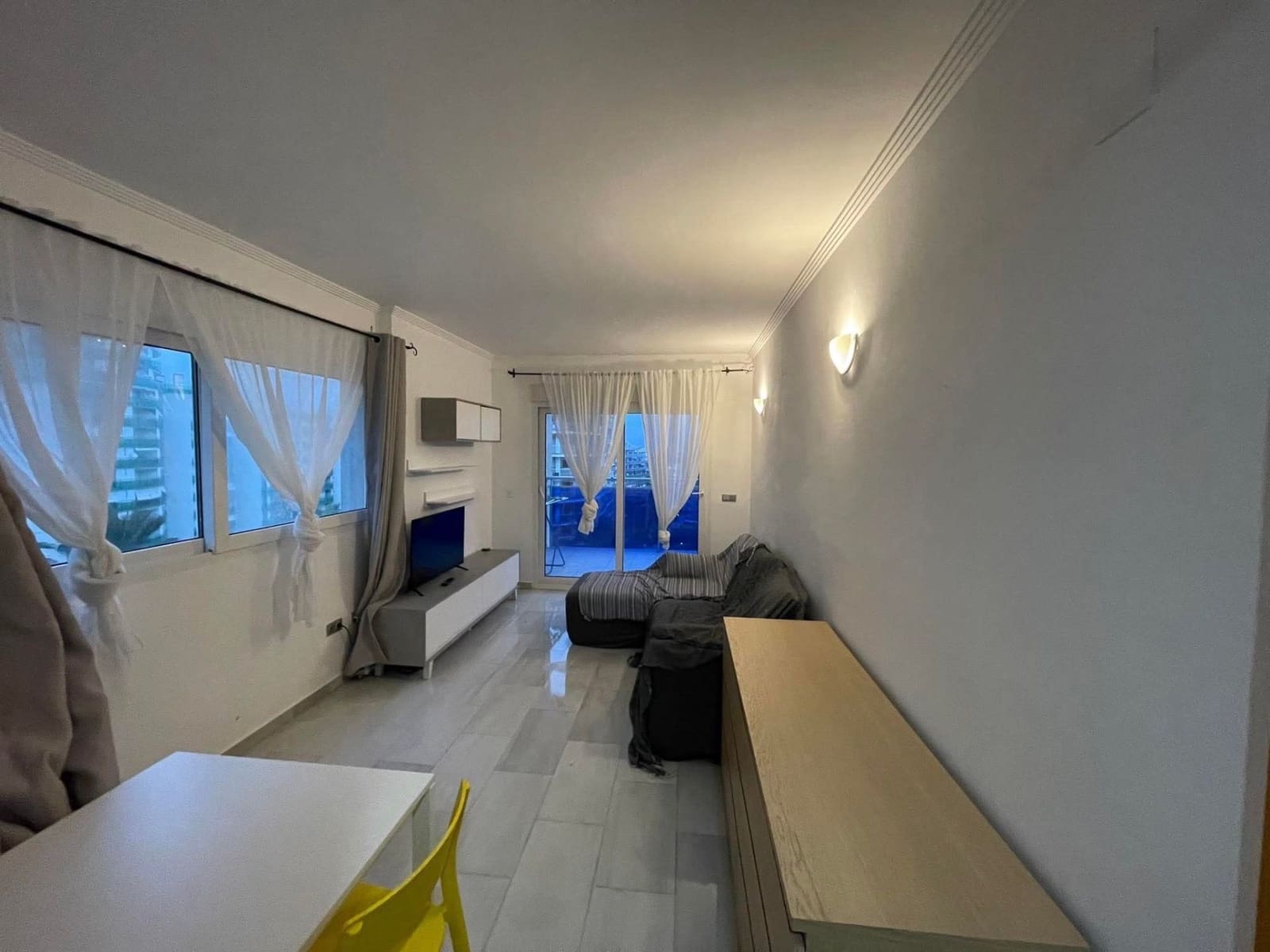 Apartamento de 2 habitaciones en La Villajoyosa / Vila Joiosa en venta con piscina garaje - 240.000 € (Ref: 8697769)