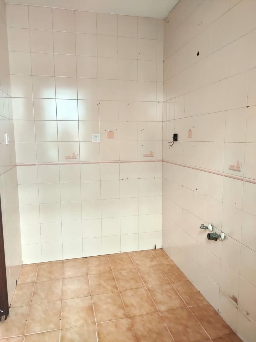 2 soverom Kjedet enebolig til salgs i Benidorm med svømmebasseng - € 229 000 (Ref: 8815446)