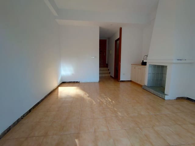 2 soverom Kjedet enebolig til salgs i Benidorm med svømmebasseng - € 229 000 (Ref: 8815446)