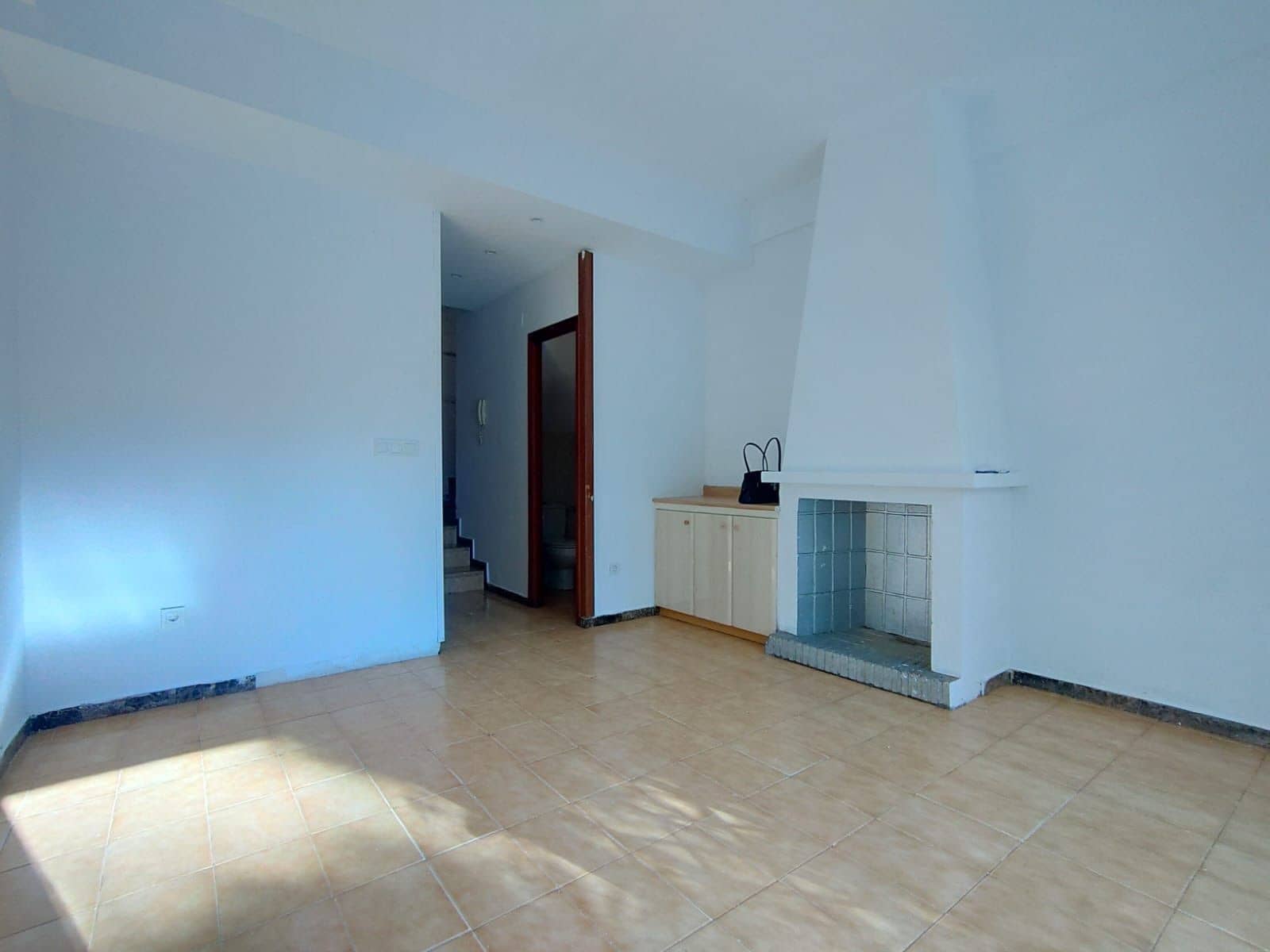 2 soverom Kjedet enebolig til salgs i Benidorm med svømmebasseng - € 229 000 (Ref: 8815446)