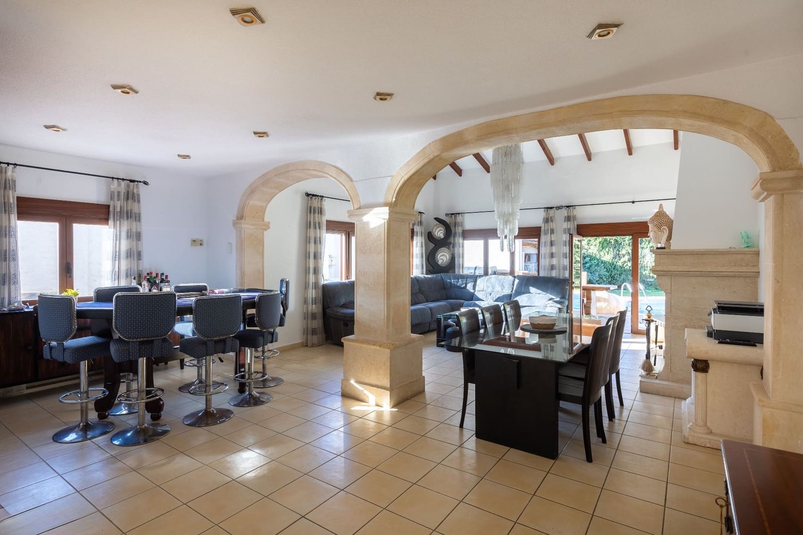 6 sypialnia Willa na sprzedaż w Benidorm z basenem garażem - 795 000 € (Ref: 8845355)