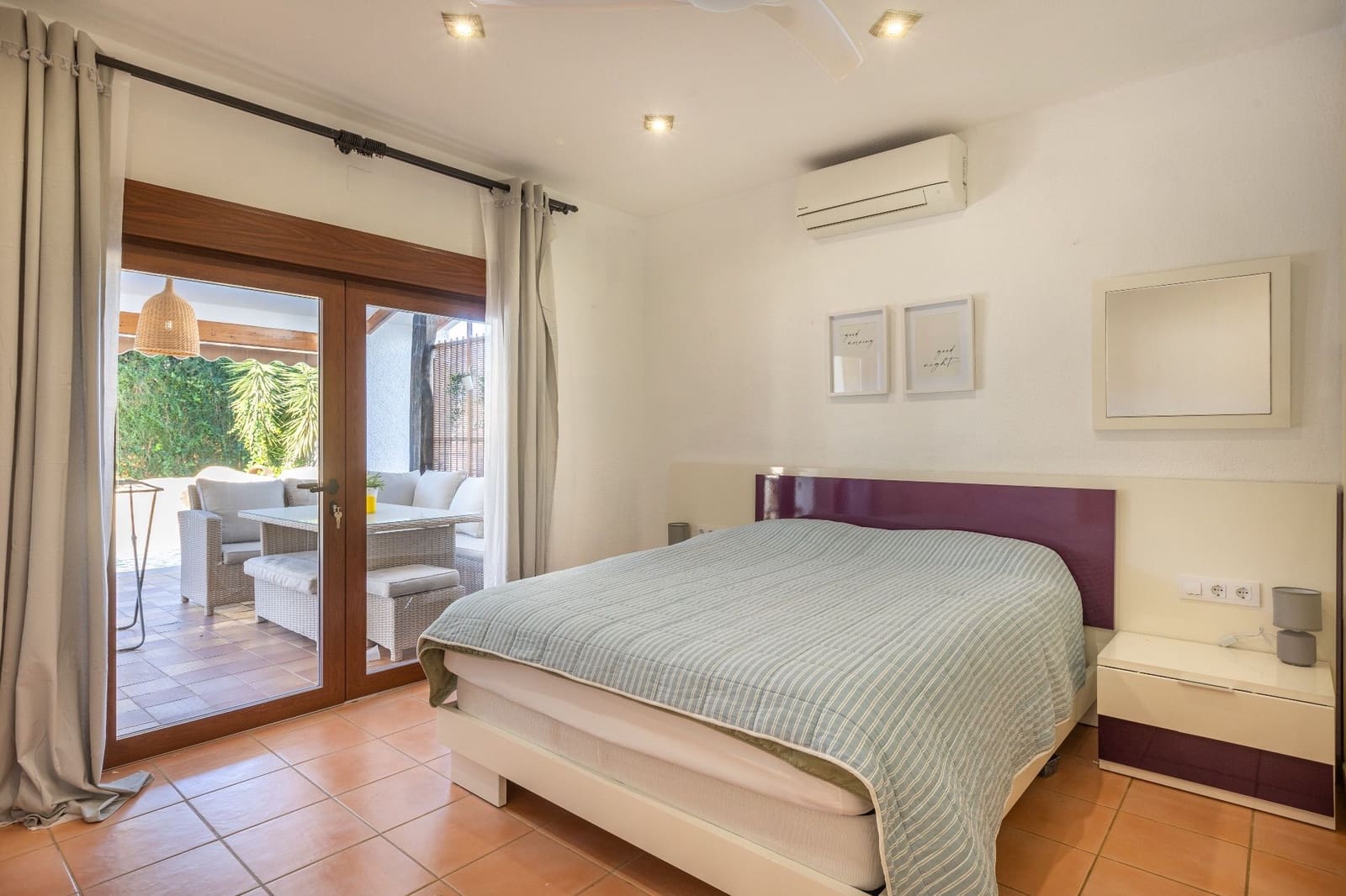 6 sypialnia Willa na sprzedaż w Benidorm z basenem garażem - 795 000 € (Ref: 8845355)