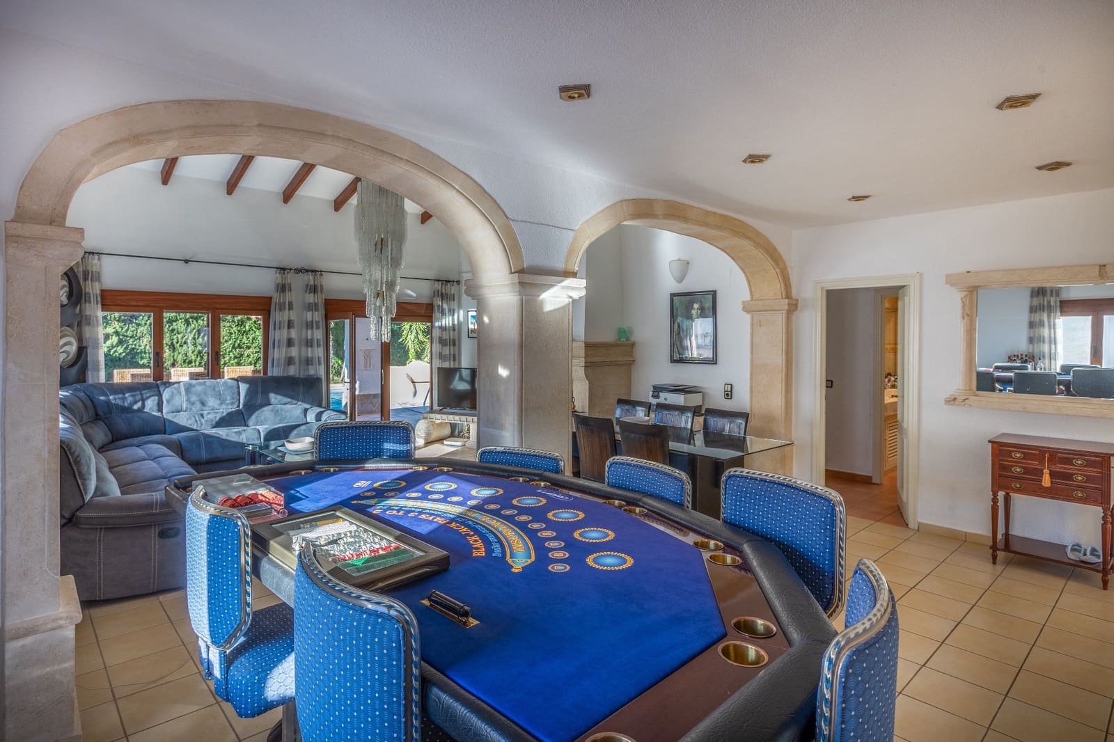 6 sypialnia Willa na sprzedaż w Benidorm z basenem garażem - 795 000 € (Ref: 8845355)