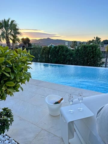 5 bedroom Villa for sale in Javea / Xàbia with pool garage - € 2,350,000 (Ref: 8951745)