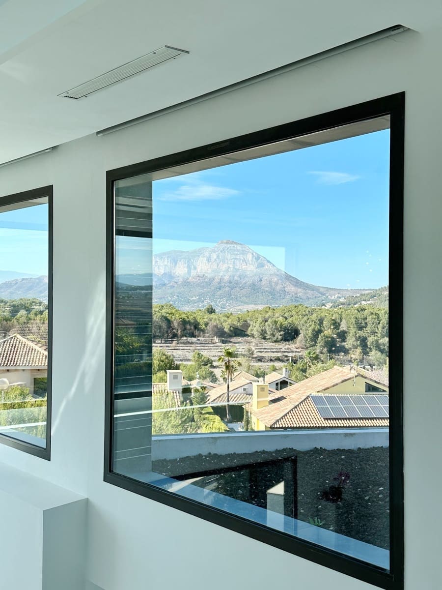 5 bedroom Villa for sale in Javea / Xabia with pool garage - € 2,350,000 (Ref: 8951745)