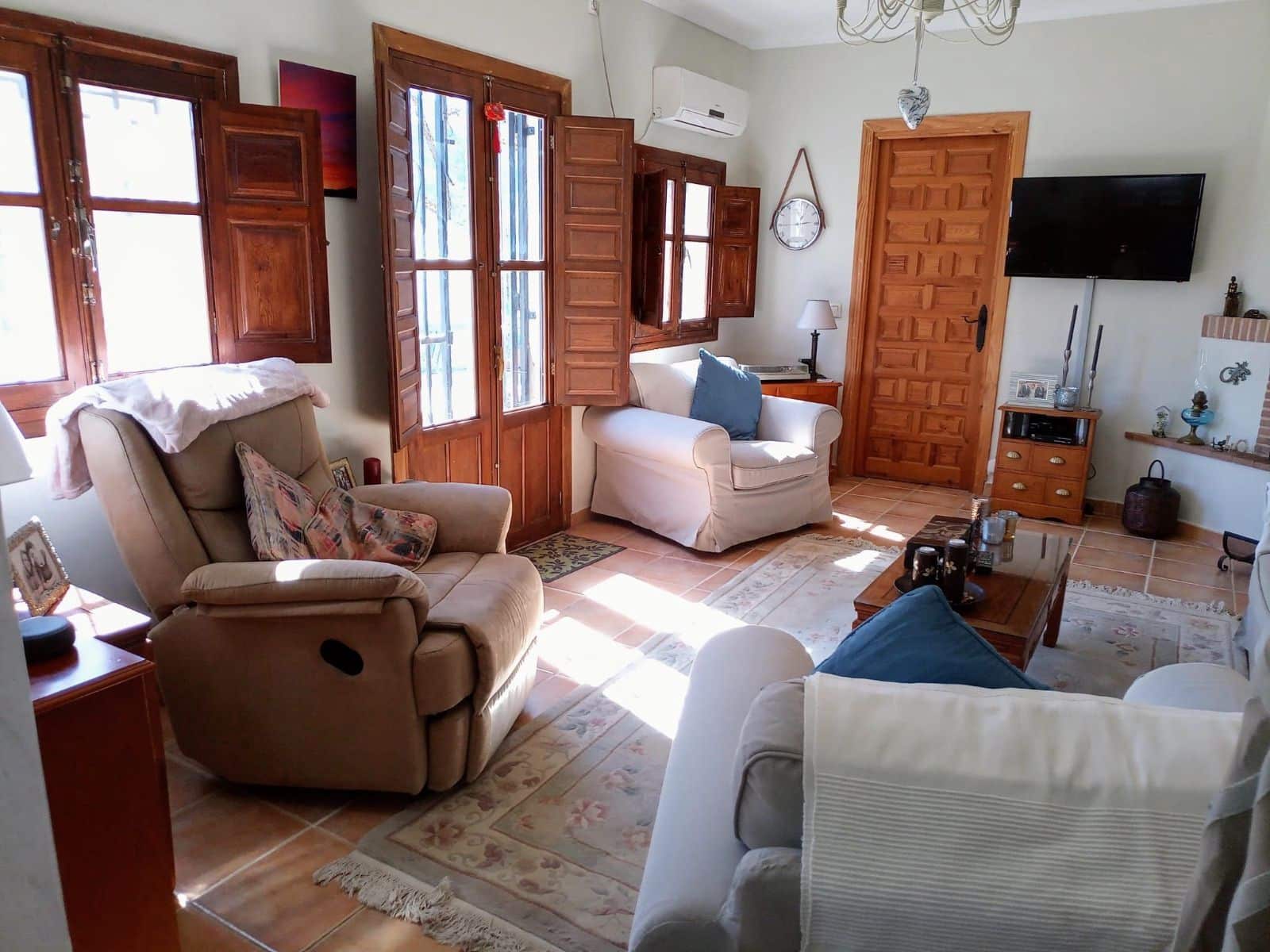 6 sypialnia Finka/Dom wiejski na sprzedaż w Seron z basenem garażem - 345 000 € (Ref: 8960034)