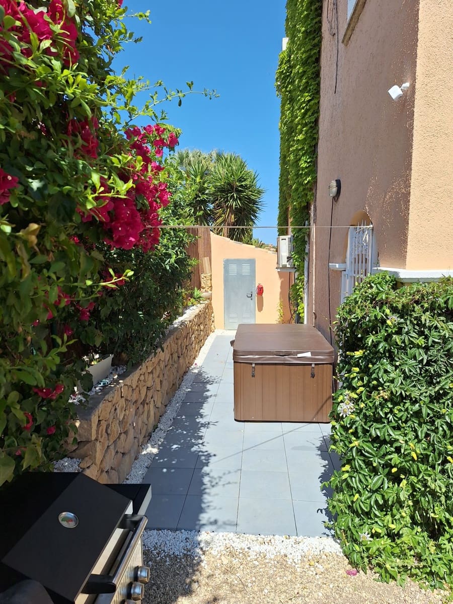 2 soverom Leilighet til salgs i Finestrat med svømmebasseng garasje - € 299 000 (Ref: 9003181)