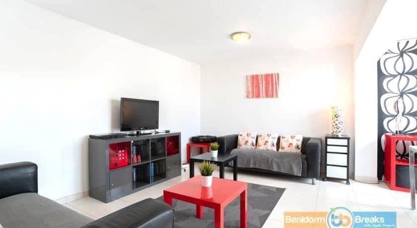 2 soveværelse Lejlighed til leje i Benidorm med swimmingpool garage - € 1.300 (Ref: 9036293)