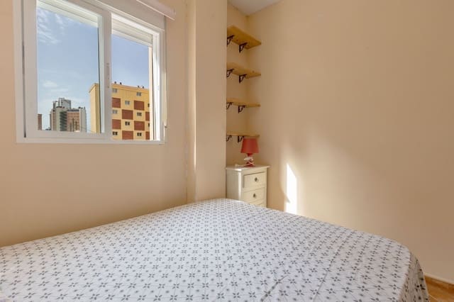 Studio til salg i Benidorm med swimmingpool garage - € 145.000 (Ref: 9064963)