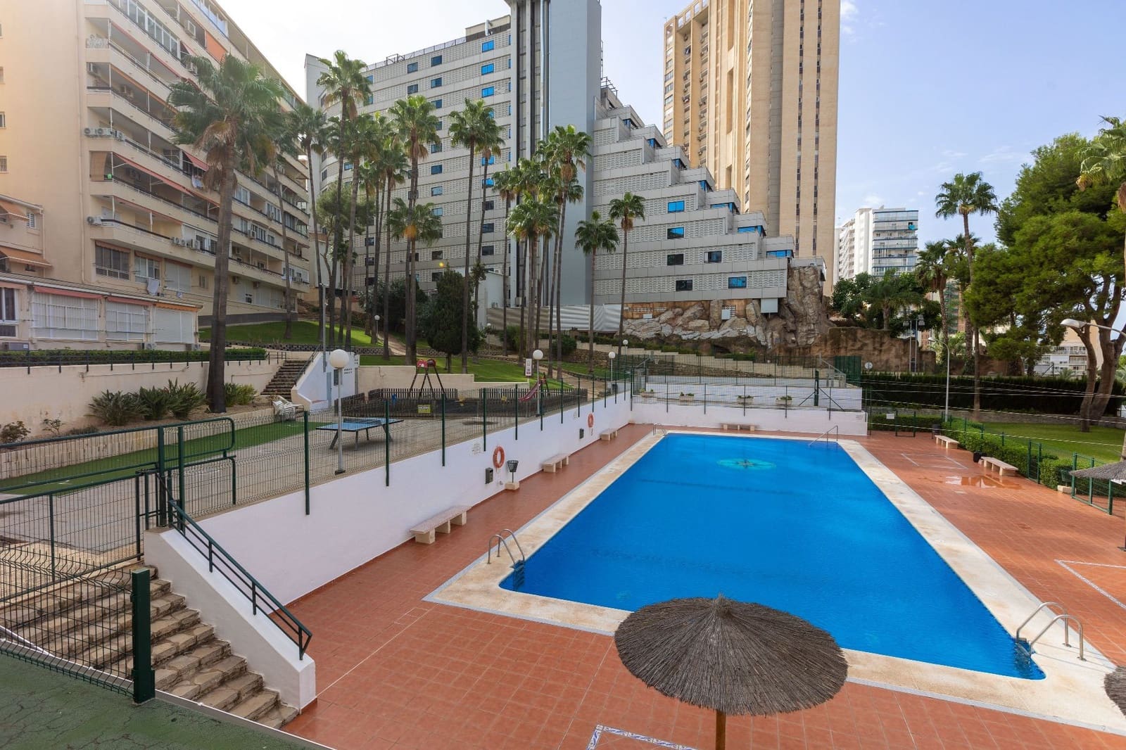 Studio til salgs i Benidorm med svømmebasseng garasje - € 145 000 (Ref: 9064963)