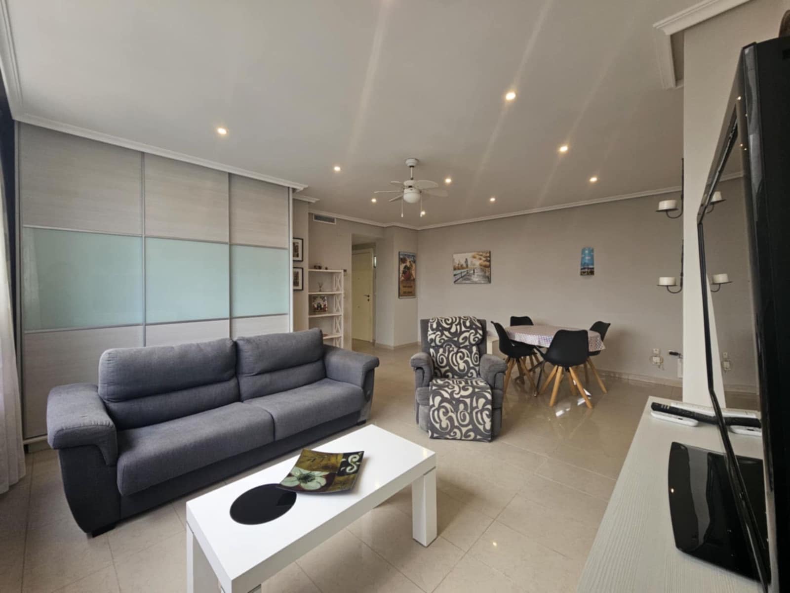 1 bedroom Apartment for sale in Benidorm with pool garage - € 299,000 (Ref: 9084927)